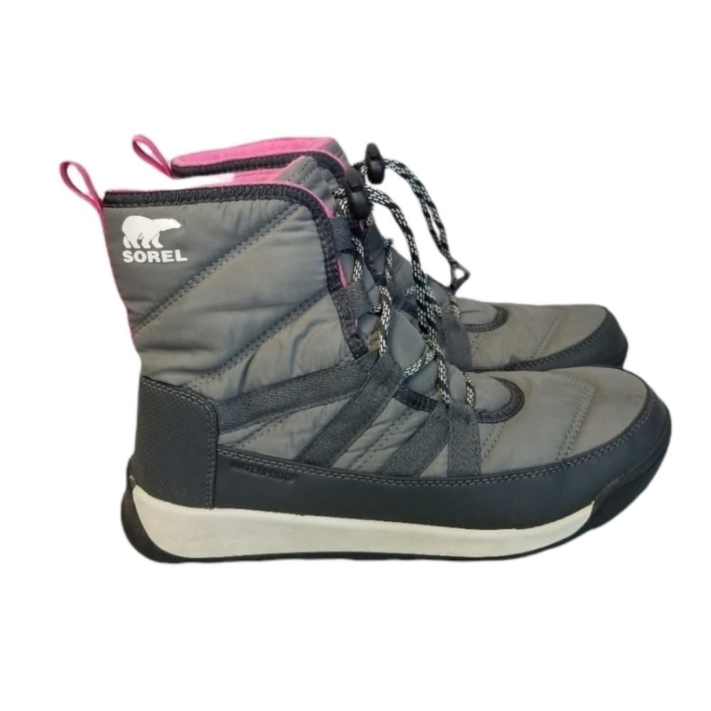 Sorel Whitney II short lace up boots girls 5 womens 7